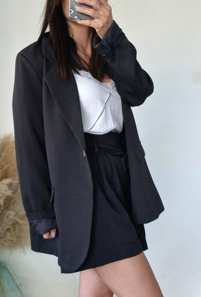 Short MANON noir