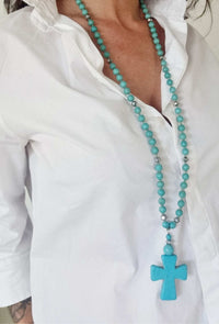 Collier long CROSS Bleu turquoise