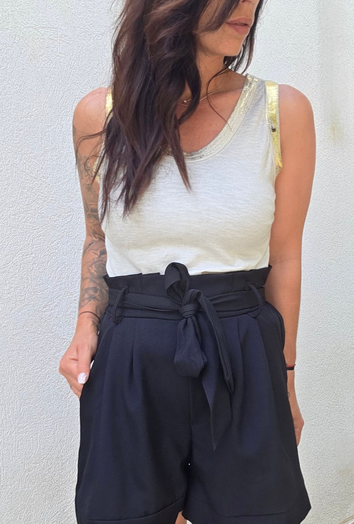 Short MANON noir